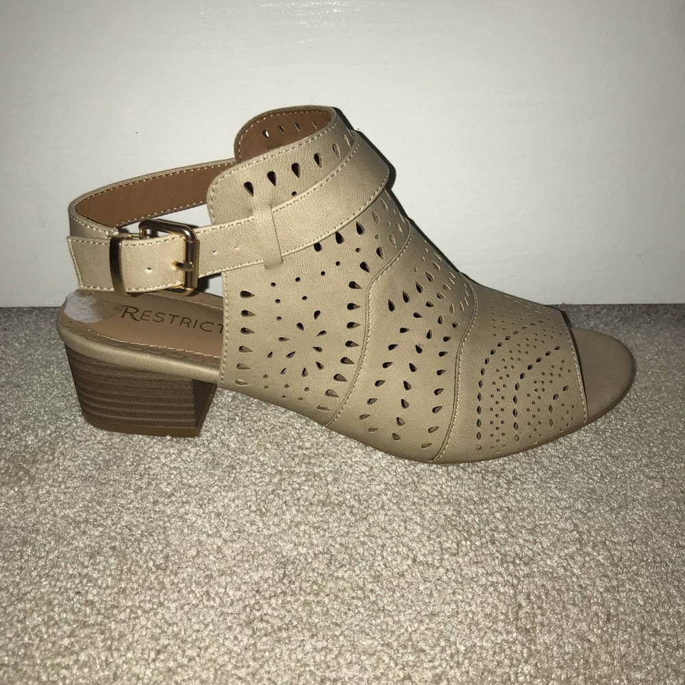 Restricted booties size 8